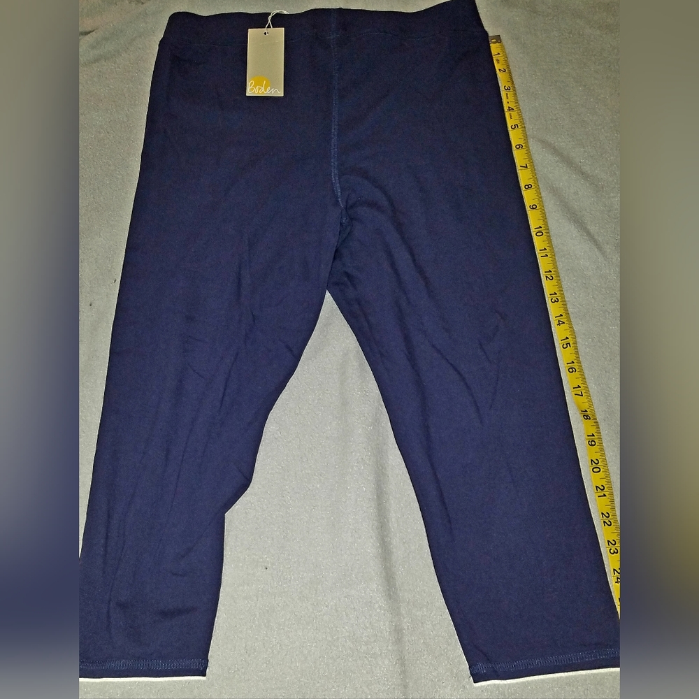 Boden Navy Blue Capri Leggings Women's size 10 UK 14 NWT New